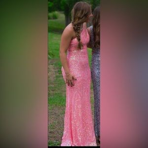 Worn once! Pink/peach color! Size small!